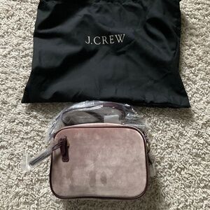 J.CREW SIGNET BAG IN LUXE VELVET AND ITALIAN LEATHER. COLOR: PINK BURGUNDY.